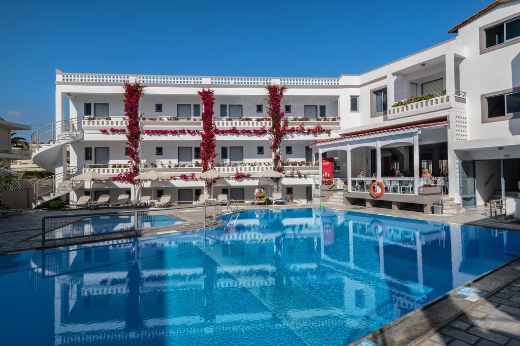 Ariadne Hotel Платанес Екстериор снимка