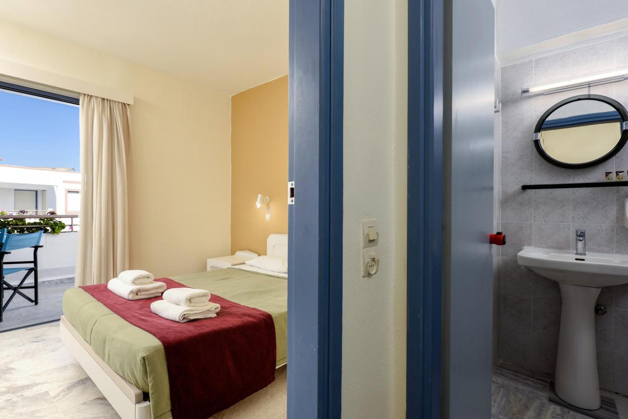Ariadne Hotel Платанес Стая снимка