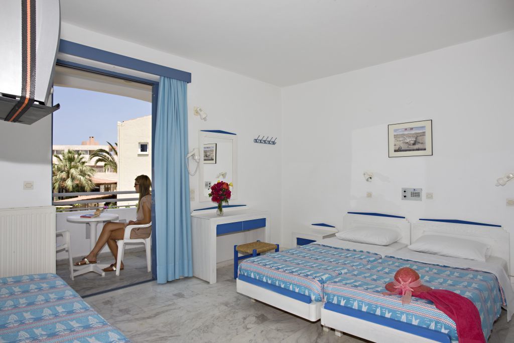 Ariadne Hotel Платанес Екстериор снимка