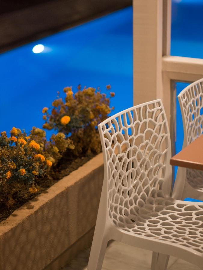 Ariadne Hotel Платанес Екстериор снимка