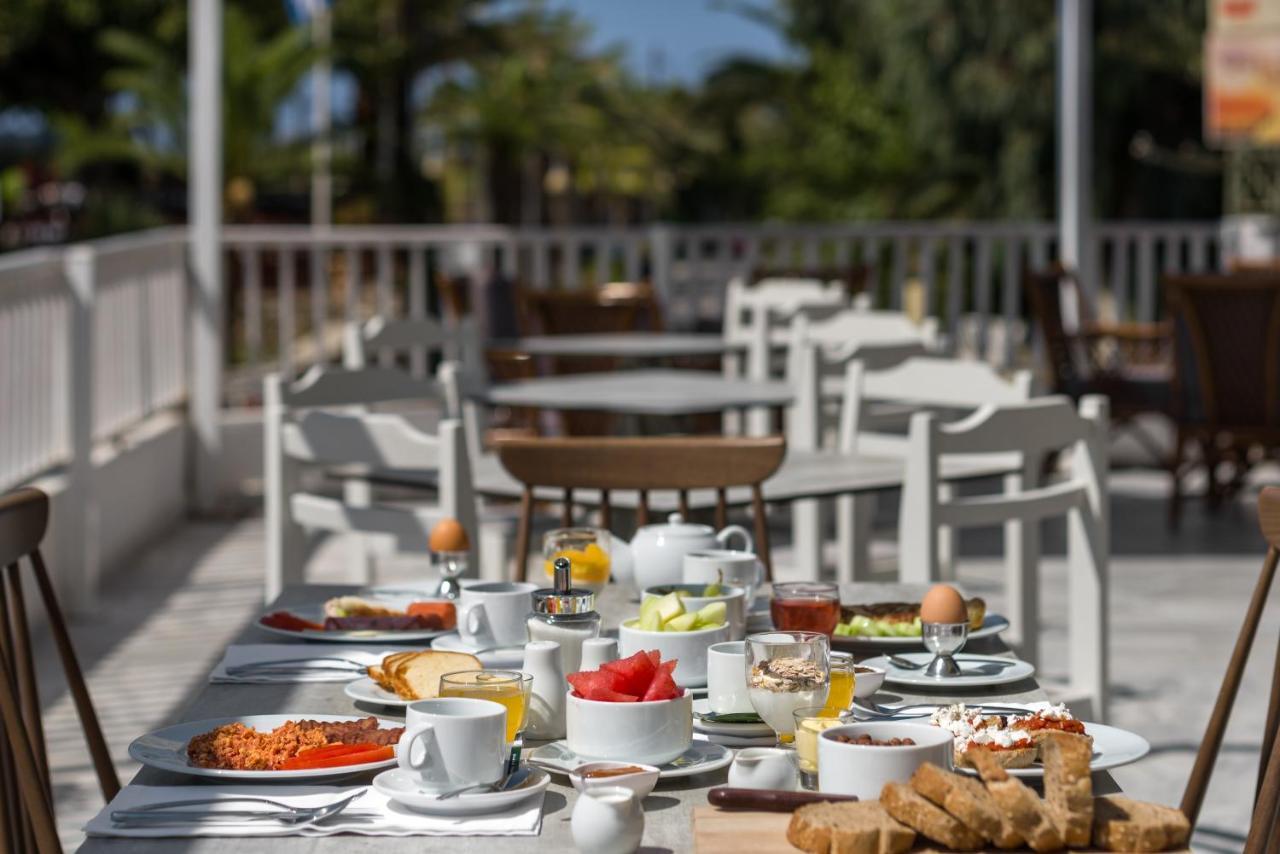 Ariadne Hotel Платанес Екстериор снимка